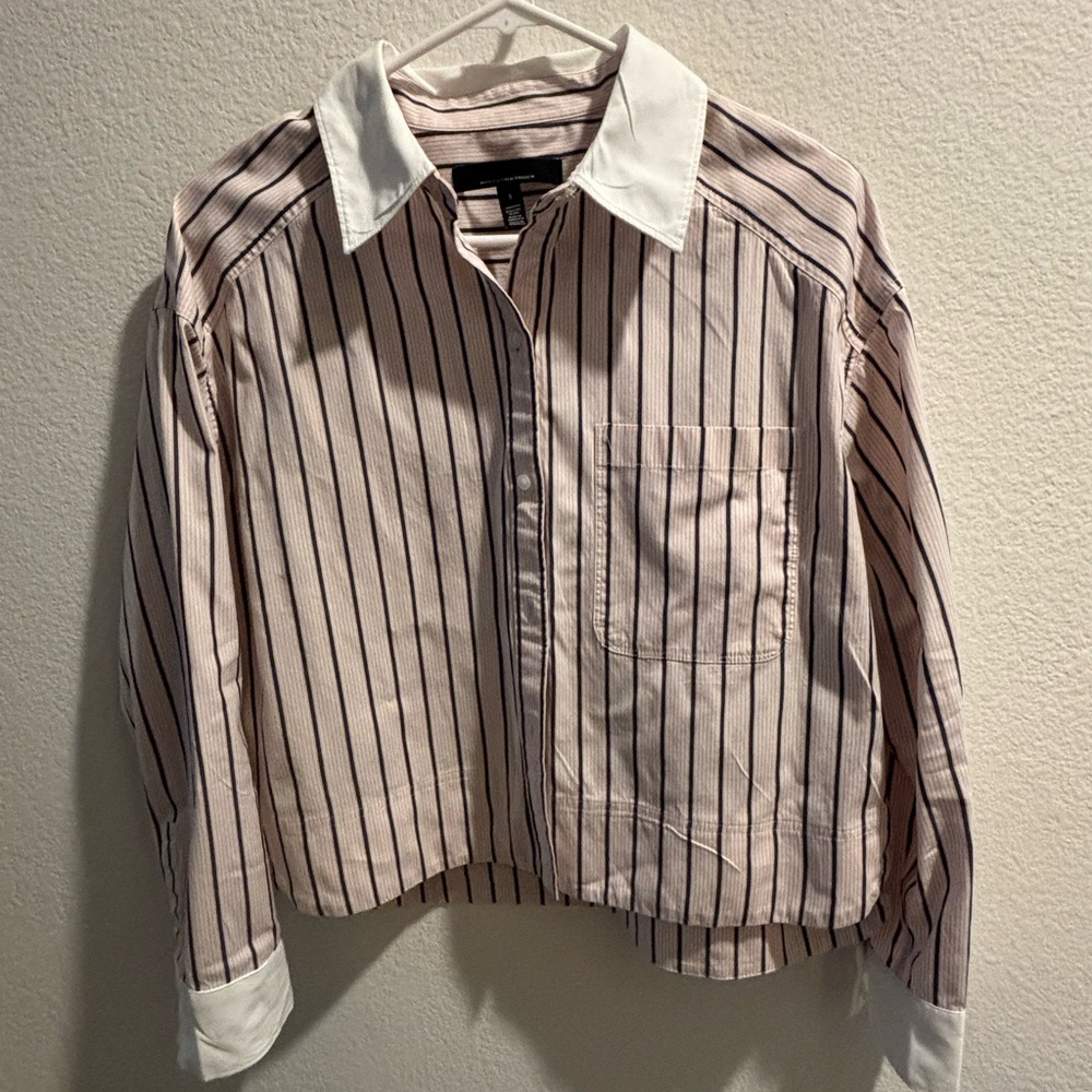 White House Black Market | Crop Blouse | Size 8